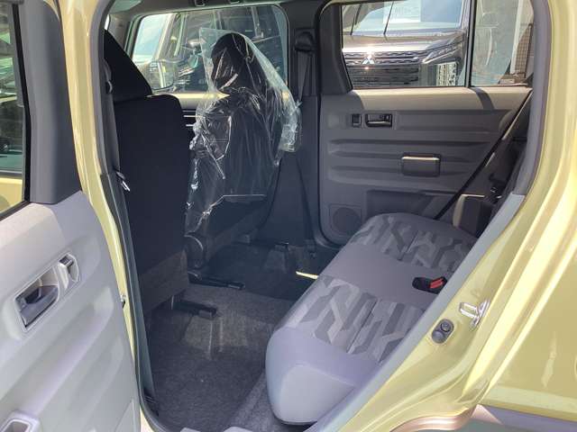 Daihatsu Taft 9