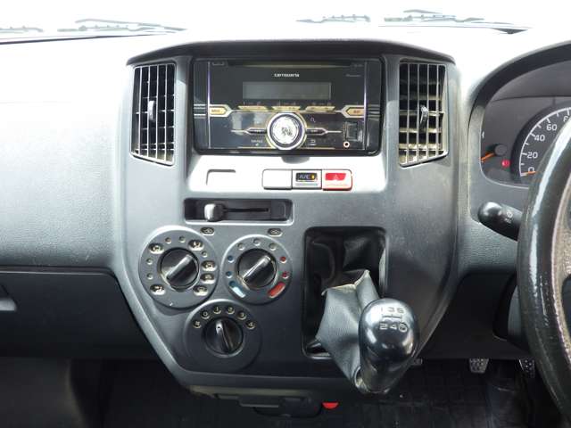 Toyota Light Ace Truck 12