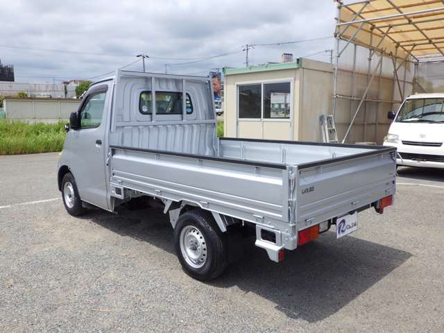 Toyota Light Ace Truck 2