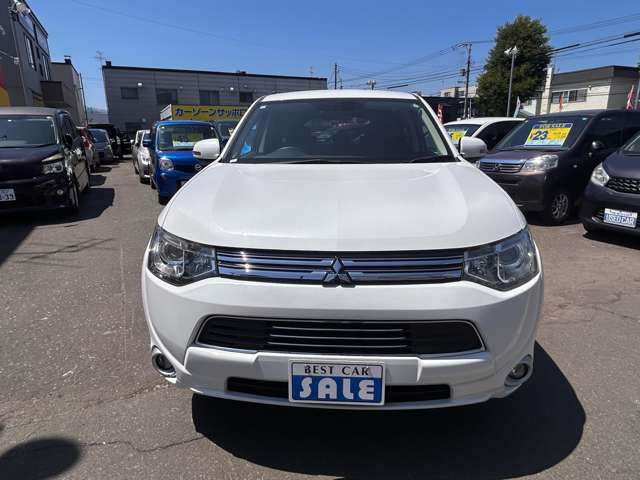 Mitsubishi Outlander PHEV 2