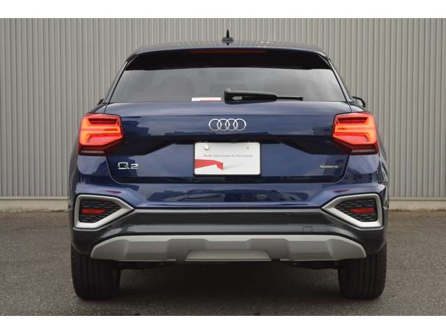Audi Q2 8
