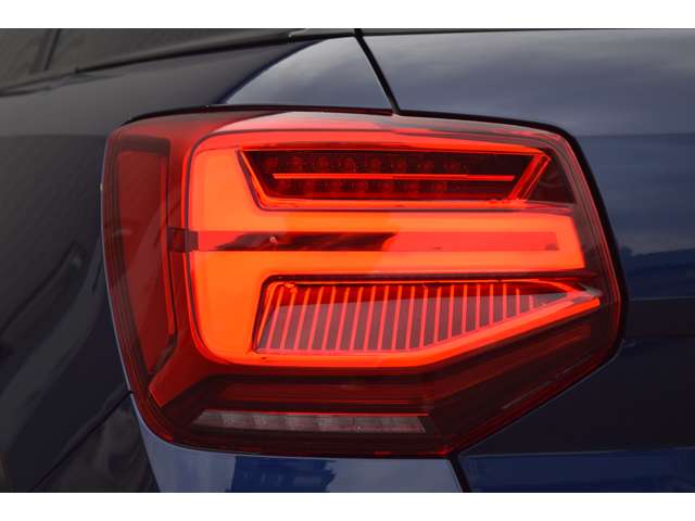 Audi Q2 9