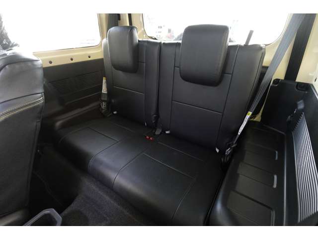 Suzuki Jimny Sierra 12