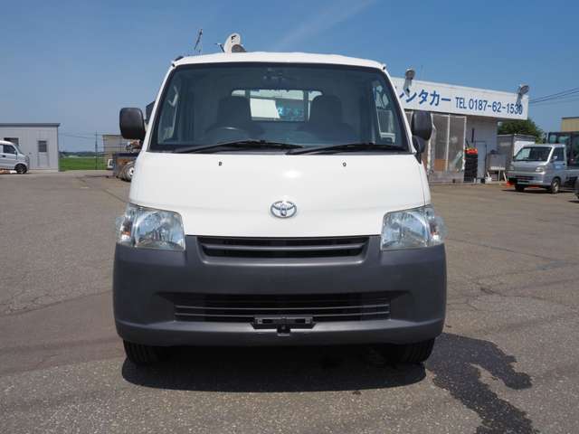 Toyota Light Ace Truck 2