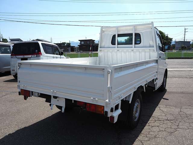 Toyota Light Ace Truck 8