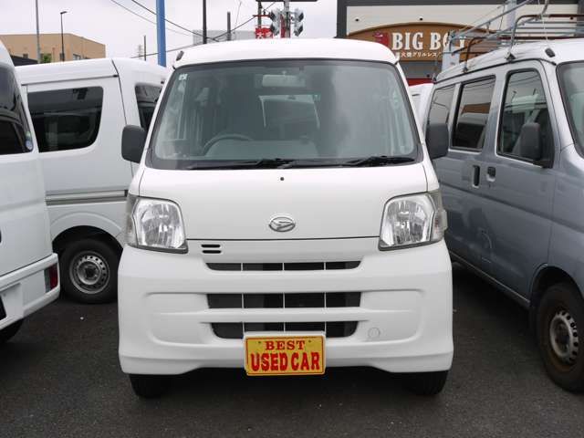 Daihatsu Hijet Cargo 2