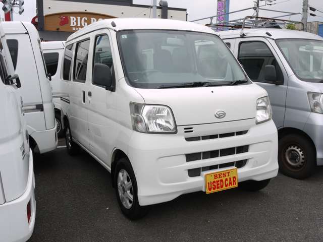 Daihatsu Hijet Cargo 3