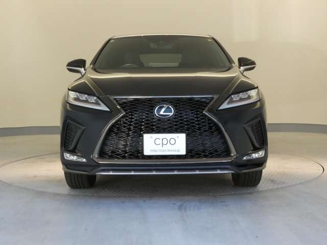 Lexus RX 9