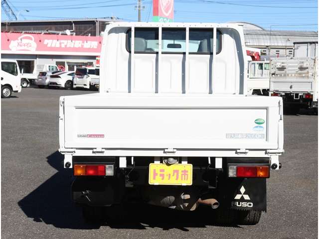 Mitsubishi Fuso Canter 10
