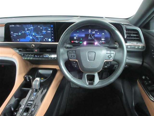 Toyota Crown Sport 4