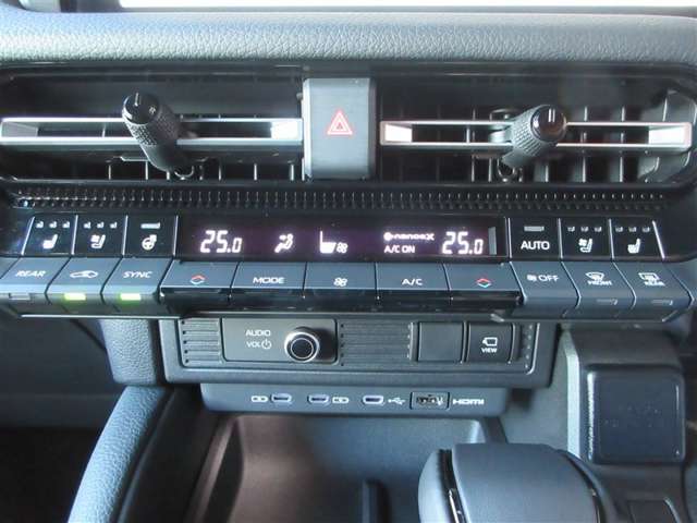 Toyota Land Cruiser 250 8