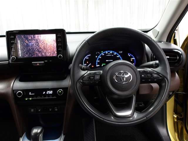 Toyota Yaris Cross 4