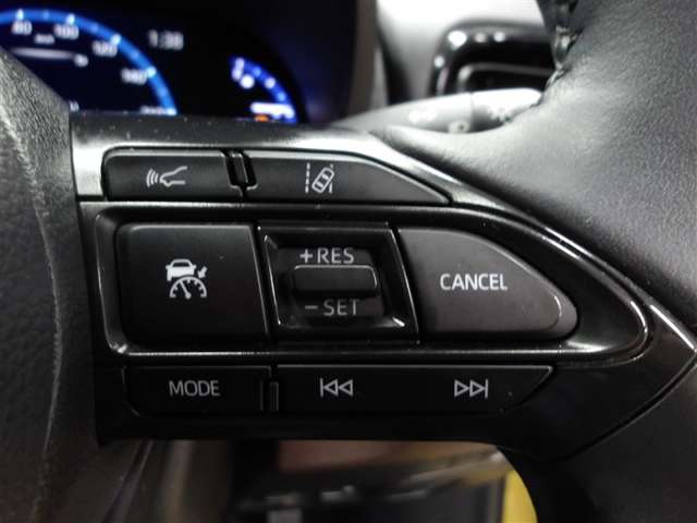 Toyota Yaris Cross 8