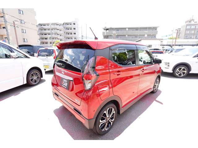 Mitsubishi eK X EV 10