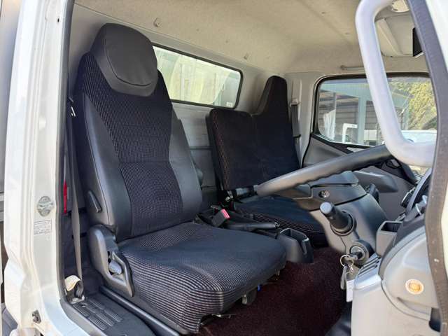 Mitsubishi Fuso Canter 11