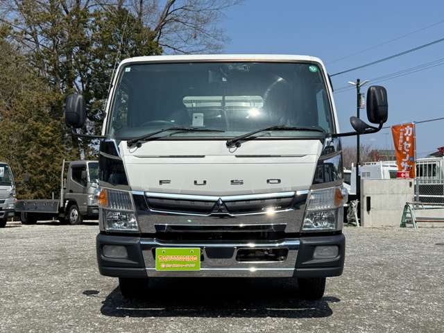 Mitsubishi Fuso Canter 2