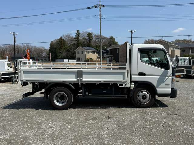 Mitsubishi Fuso Canter 4