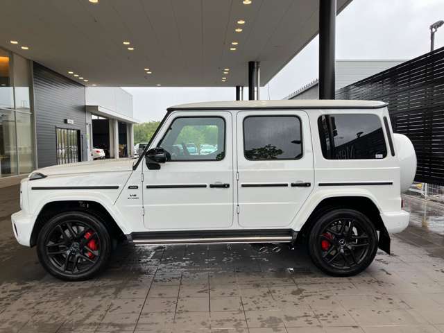 Mercedes-Benz G-Class 8