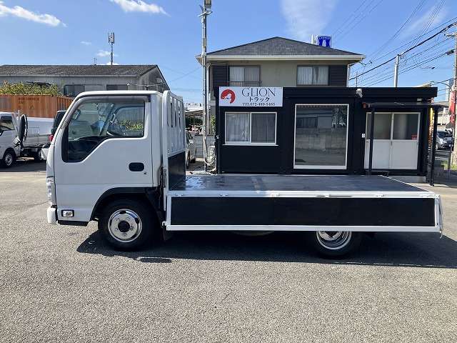 Isuzu Elf 11