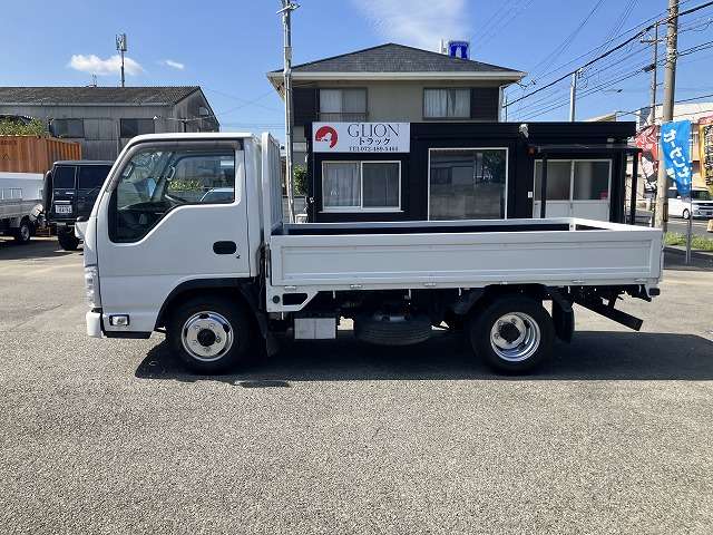 Isuzu Elf 4