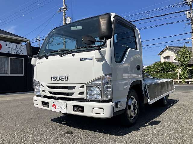Isuzu Elf 9