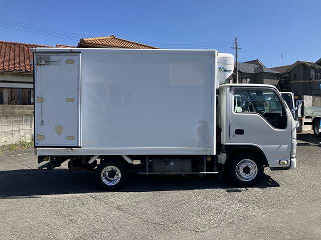 Isuzu Elf 12