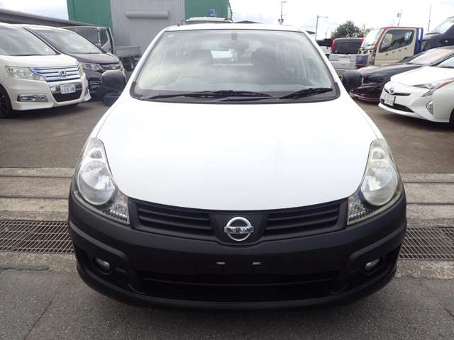 Nissan AD 2
