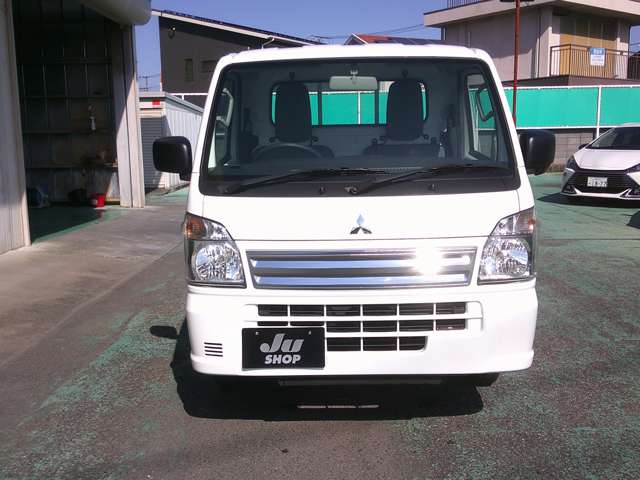 Mitsubishi Minicab Truck 2
