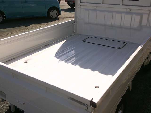 Mitsubishi Minicab Truck 8