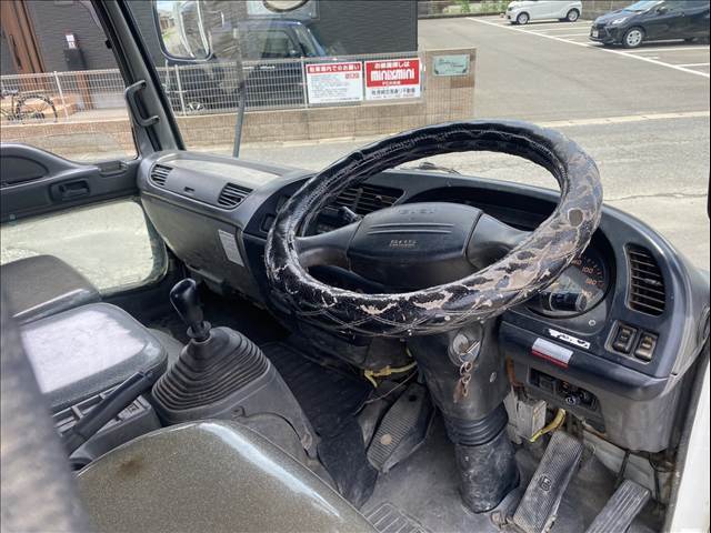 Isuzu Forward 4