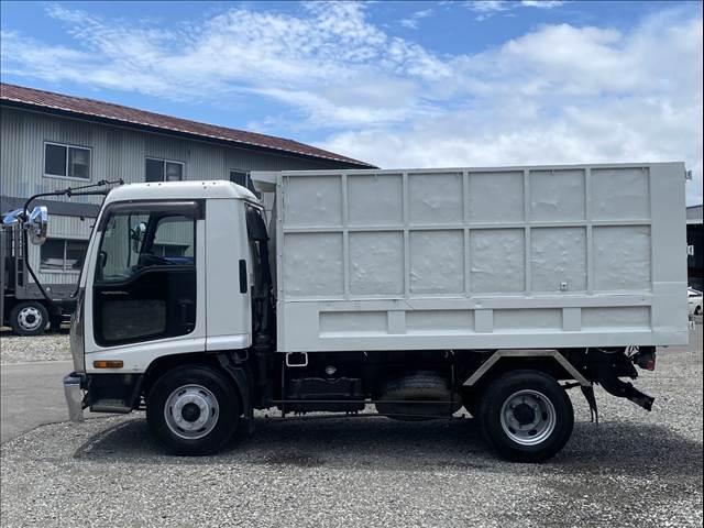 Isuzu Forward 9