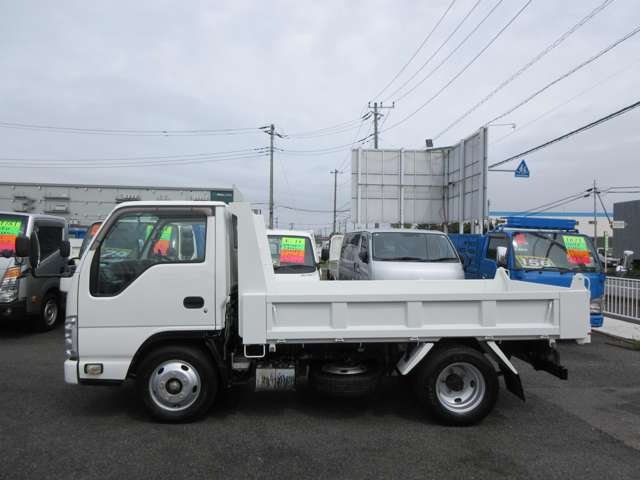 Isuzu Elf 8