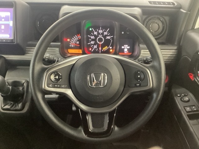Honda N-VAN 11