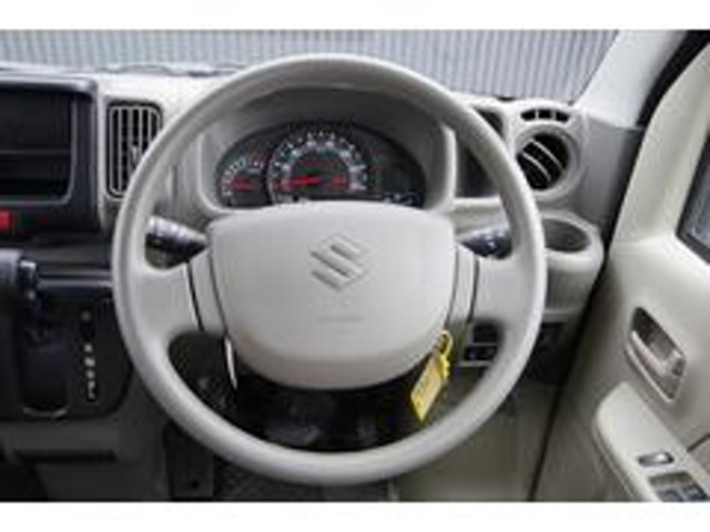 Suzuki Every 12