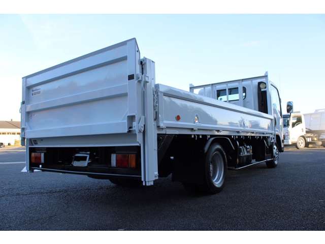 Isuzu Elf 5
