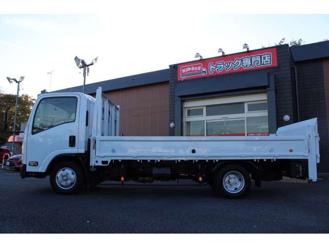 Isuzu Elf 8