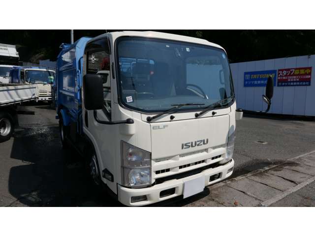 Isuzu Elf 3