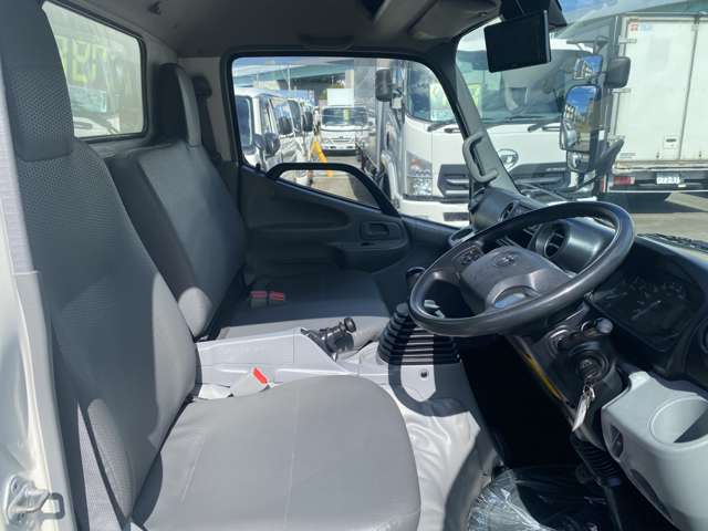 Toyota Dyna 12