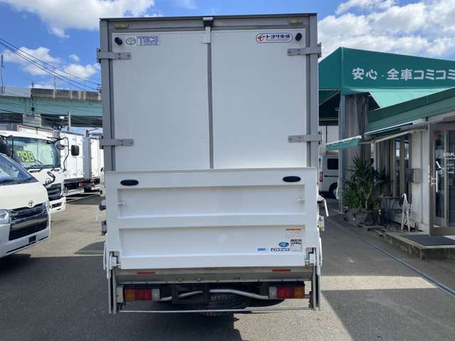 Toyota Dyna 6