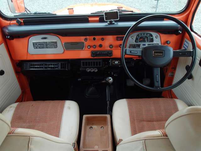 Toyota Land Cruiser 40 9