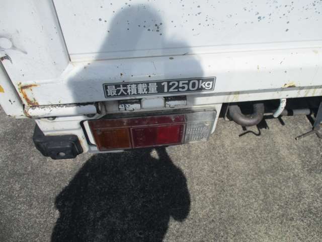 Mazda Titan Dash 7