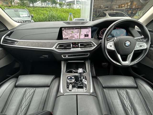 BMW X7 2