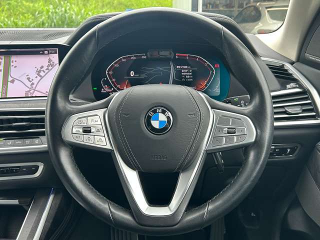 BMW X7 9