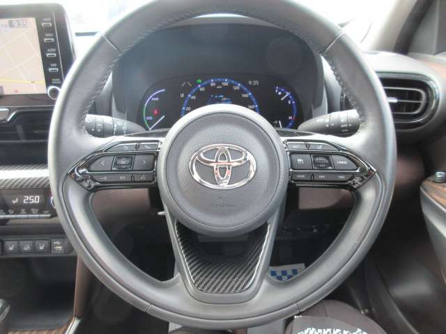 Toyota Yaris Cross 12