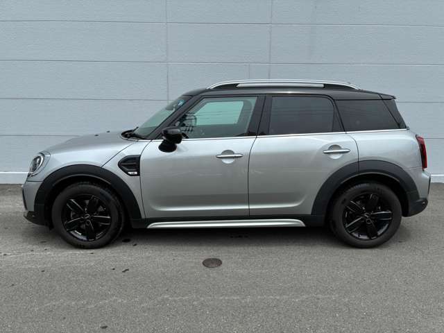 MINI Crossover 8