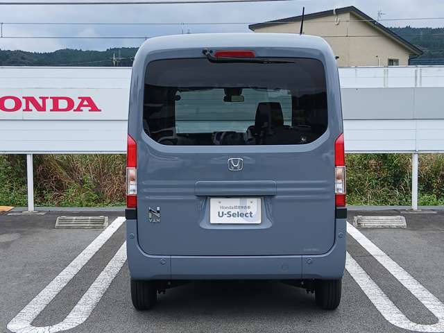Honda N-VAN 8