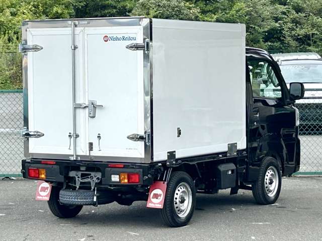 Daihatsu Hijet Truck 5