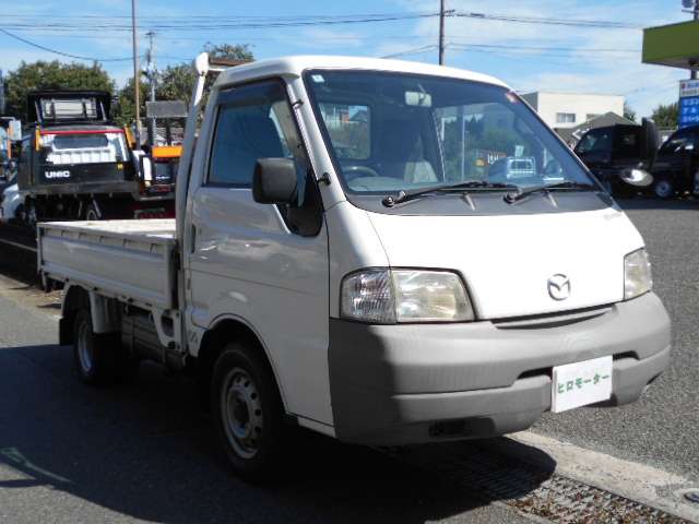 Mazda Bongo Truck 3