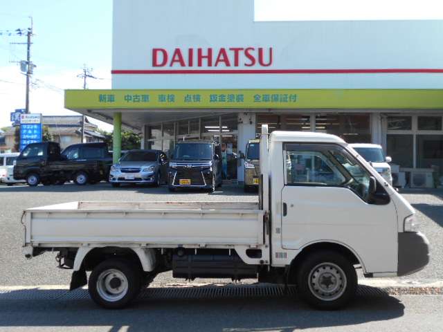 Mazda Bongo Truck 4