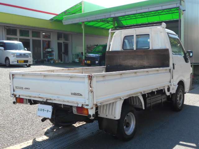 Mazda Bongo Truck 10
